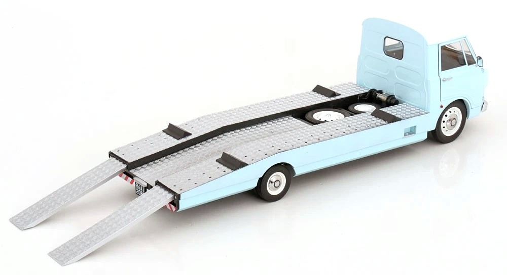 Alfa Romeo A12 Tow Truck 1967 light blue/white 1:18 Mitica