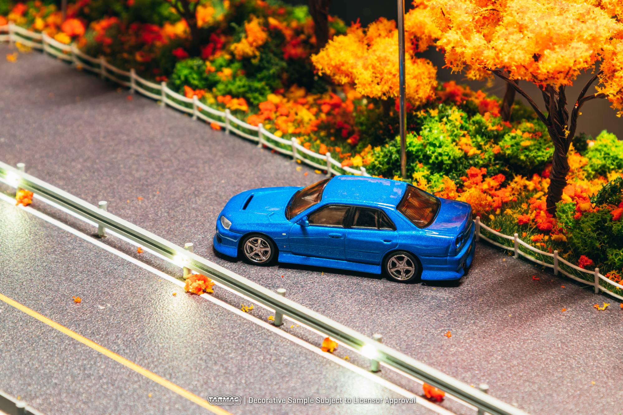 Nissan Skyline ER34 *URAS* blue 1:64 Tarmac