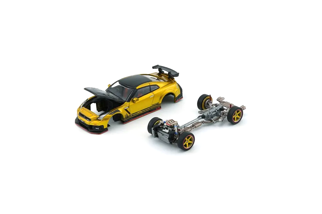 Nissan 35 GT-R Top Secret *RHD* Tokyo Auto Salon Japan 2026 gold/carbon 1:64 BM Creations