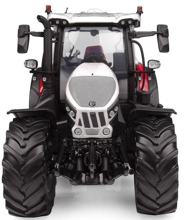 Steyr Impuls 6200 CVT Tractor 2022 white/red 1:32 Universal Hobbies