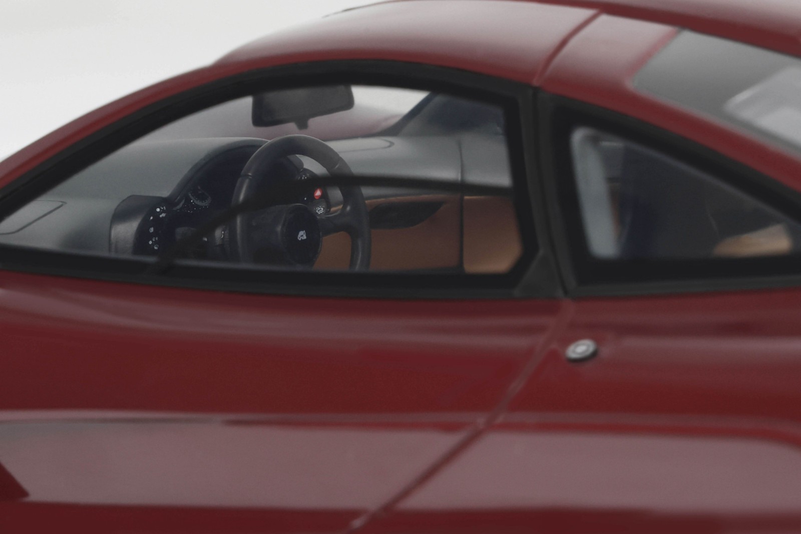 McLaren F1 1992 red 1:18 GT Spirit