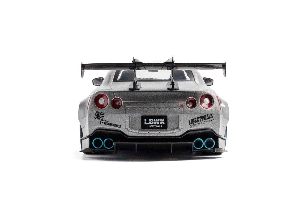 Nissan GT-R R35 Liberty Walk Body Kit 2.0 2023 silver 1:18 Solido
