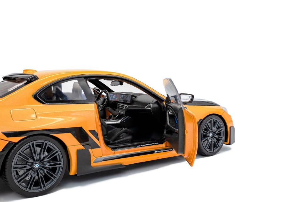 BMW M2 Performance Parts Solido Works 2024 orange 1:18 Solido