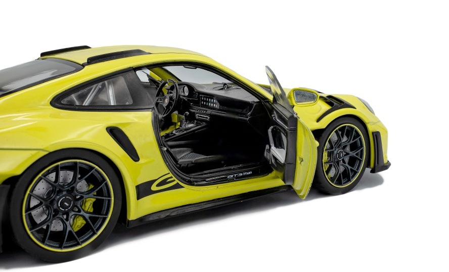 Porsche 911 GT3 RS Solido Works 2024 neon lime 1:18 Solido