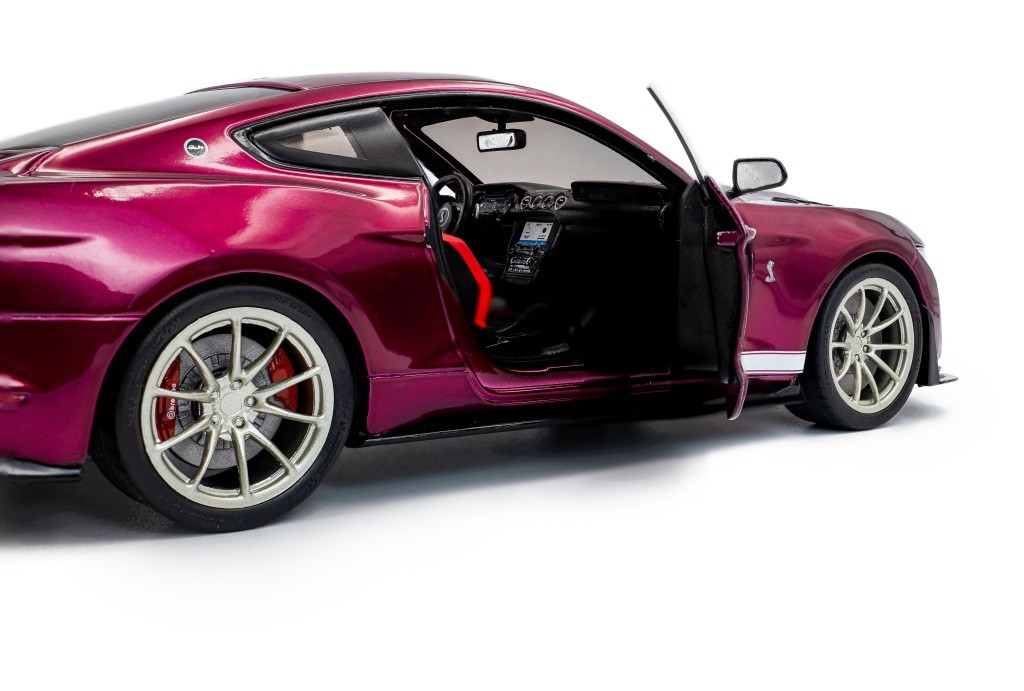 Shelby Mustang Shelby GT500KR 2023 purple metallic 1:18 Solido