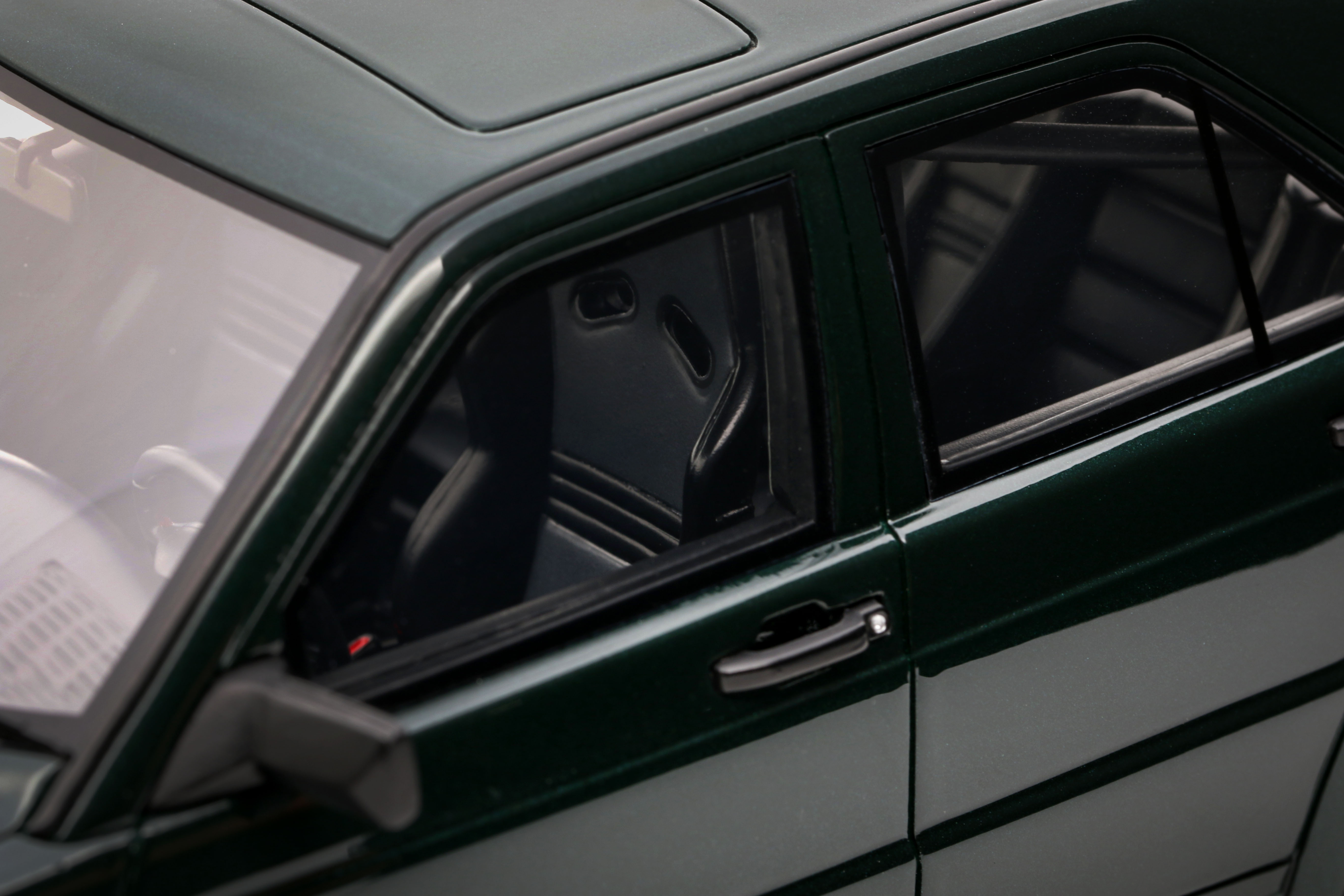 Mercedes-Benz 190E 2.5-16 Rauh-Welt Republik RWR 2025 porsche racing green metallic 22G 1:18 OttOmobile