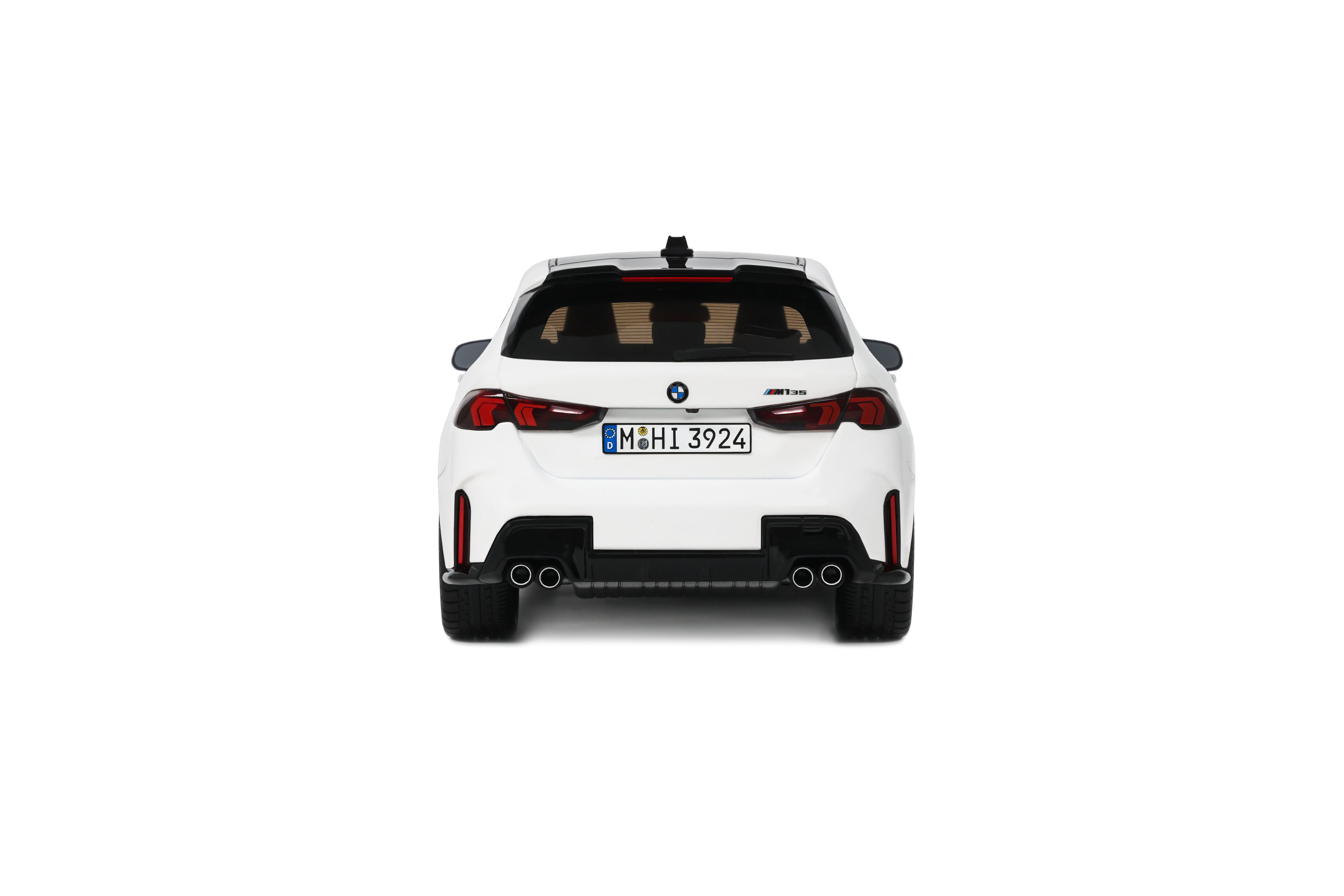 BMW M135 xDrive 2024 Alpine white solid 1:18 OttOmobile
