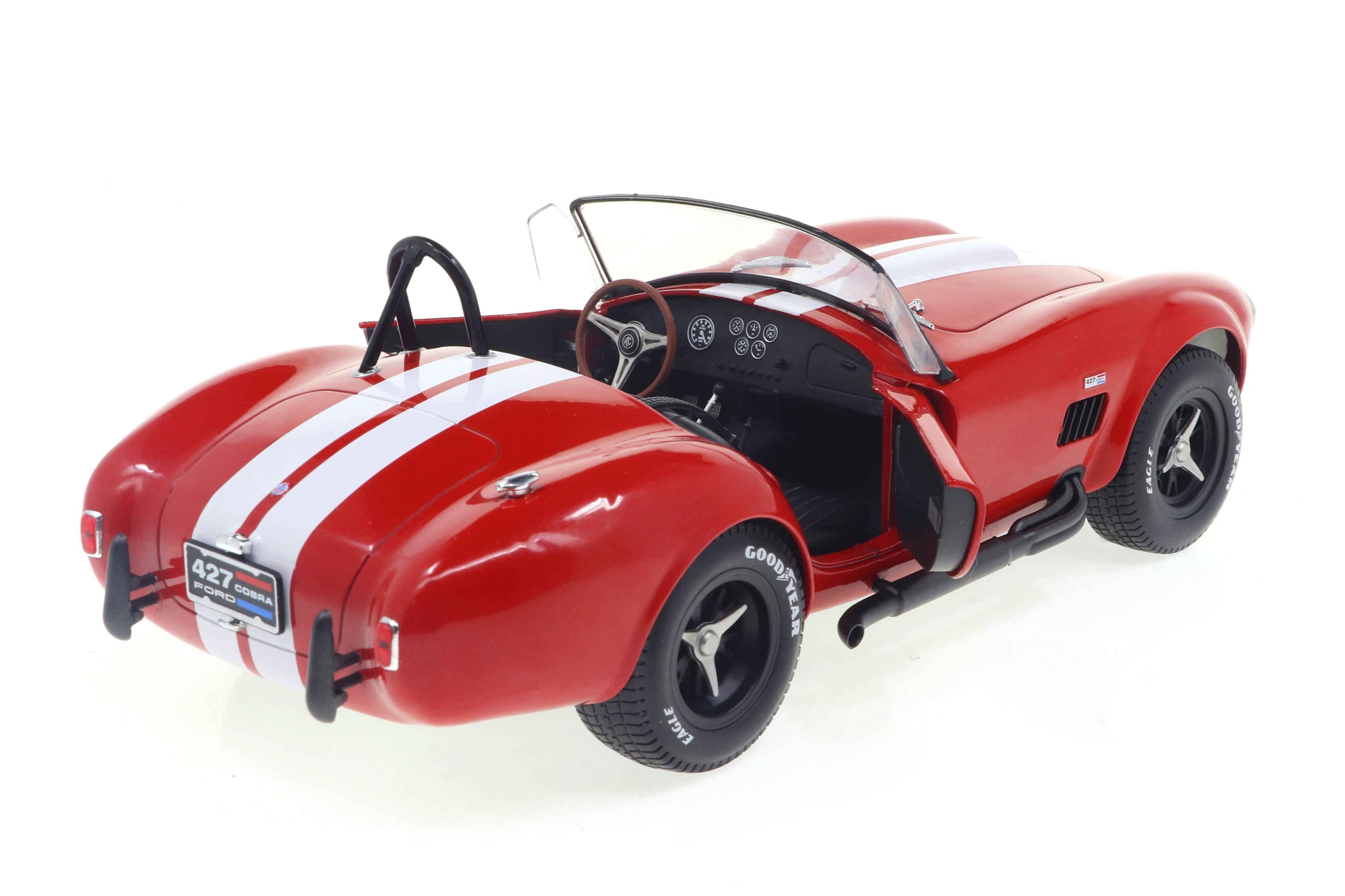 Shelby Cobra 427 S/C 1965 red 1:18 Solido