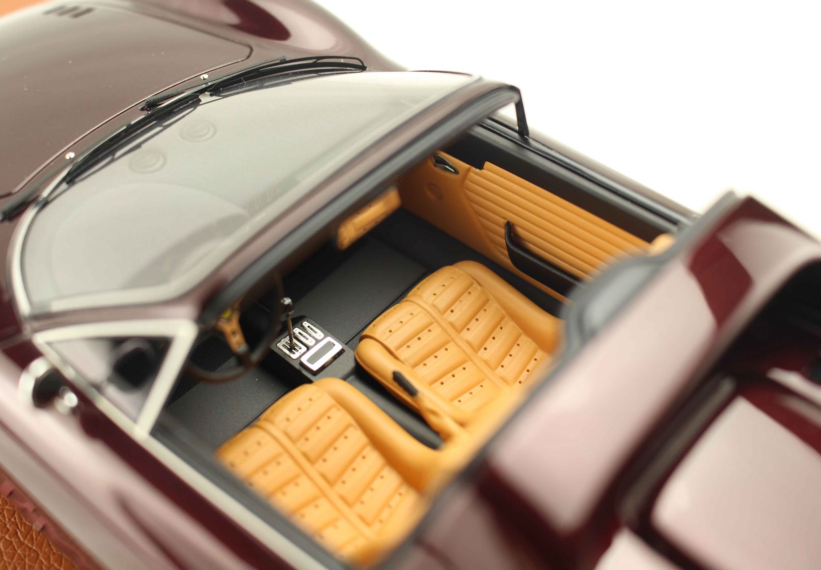 Ferrari Dino 246 GTS 1972 Vinaccia 1:18 B.B.R.