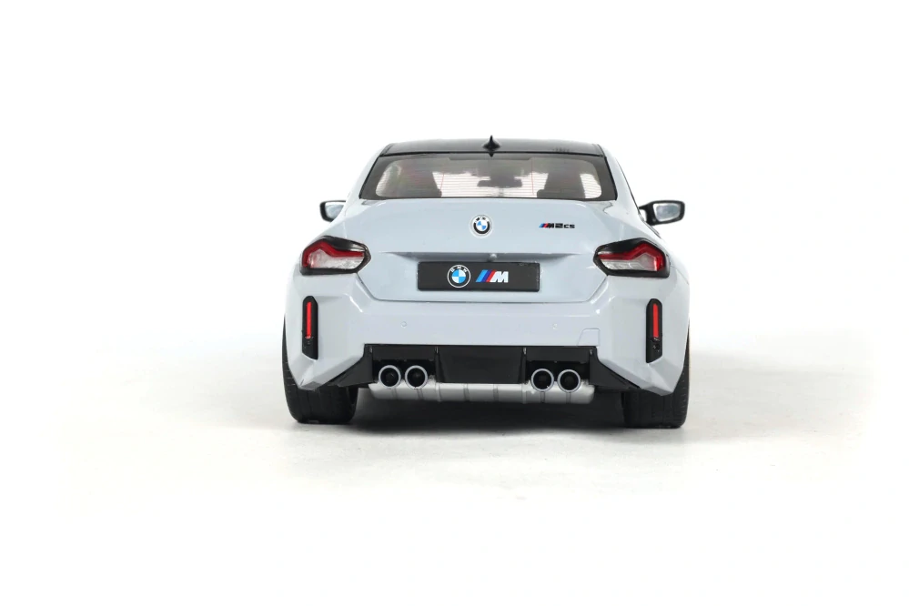 BMW M2 CS 2025 grey 1:18 Solido