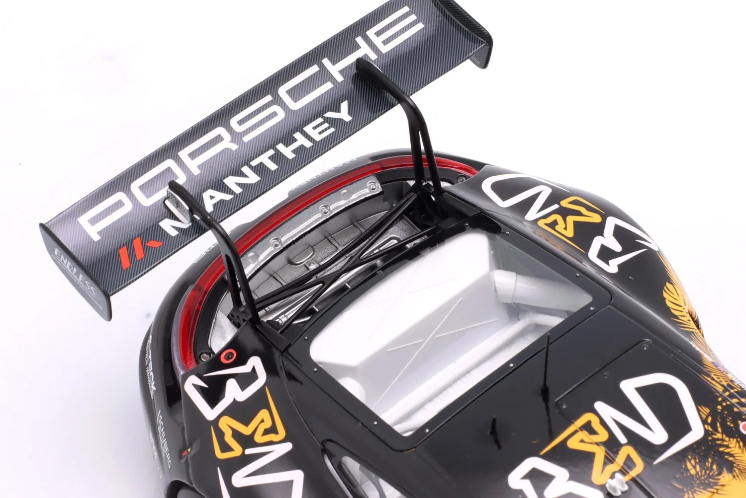 Porsche 911 GT3 R Manthey EMA #91 Lietz/Schuring/Shahin Sieger LMGTE 24H Le Mans 2024 1:18 Minichamps