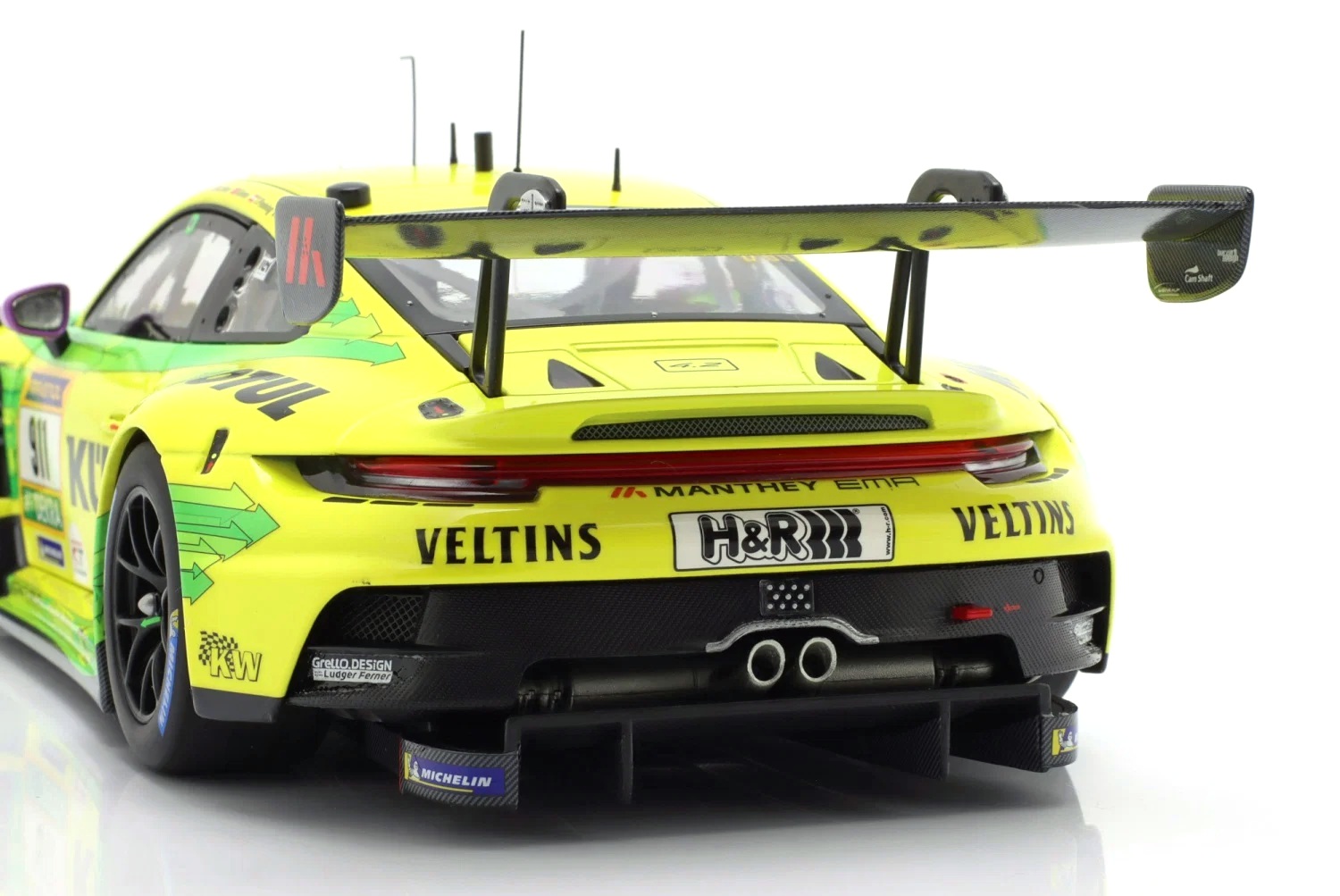 Porsche 911 GT3 R Manthey Grello #911 Vanthoor/Preining/Estre/Güven 2nd 24H Nürburgring 2024 1:18 Minichamps