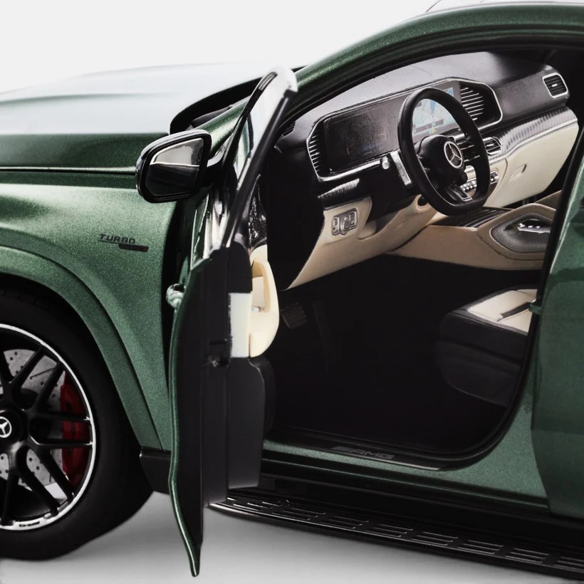 Mercedes-AMG GLE 53 Coupé ireland green 1:18 NZG
