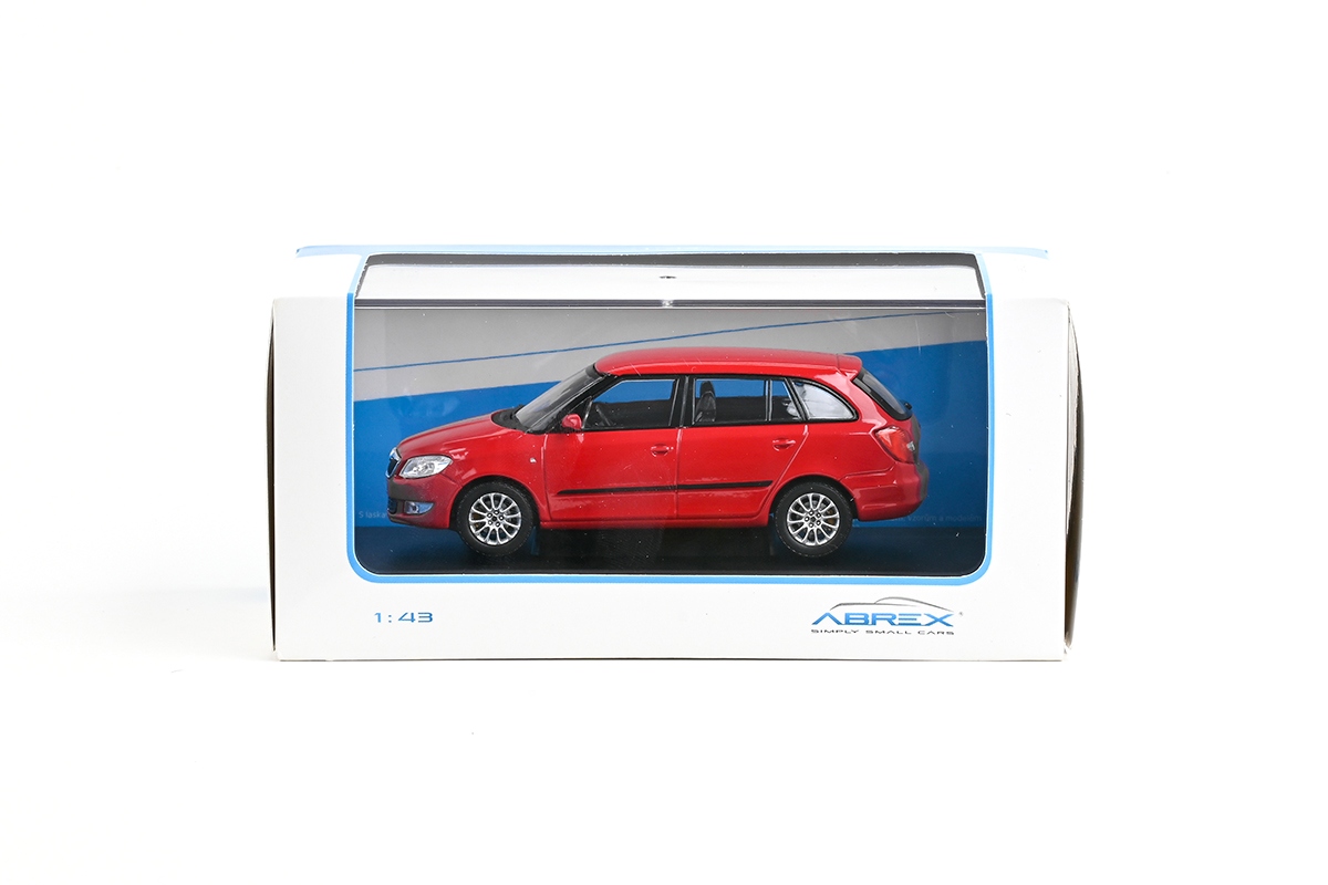 Škoda Fabia II FL Combi 2013 červená corrida 1:43 Abrex