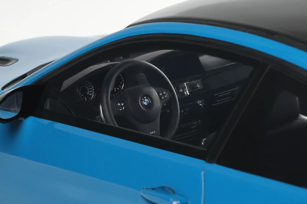 BMW M3 E92 2007 blue 1:18 GT Spirit
