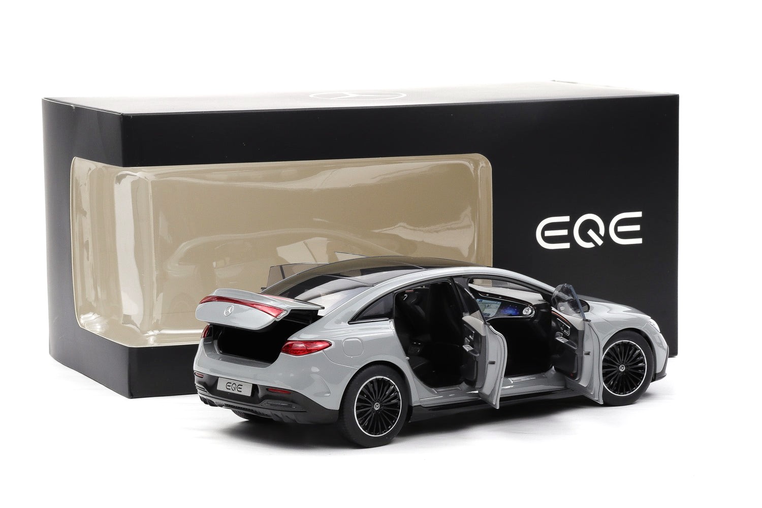 Mercedes-Benz EQE Limousine AMG Line V295 alpine grey 1:18 NZG