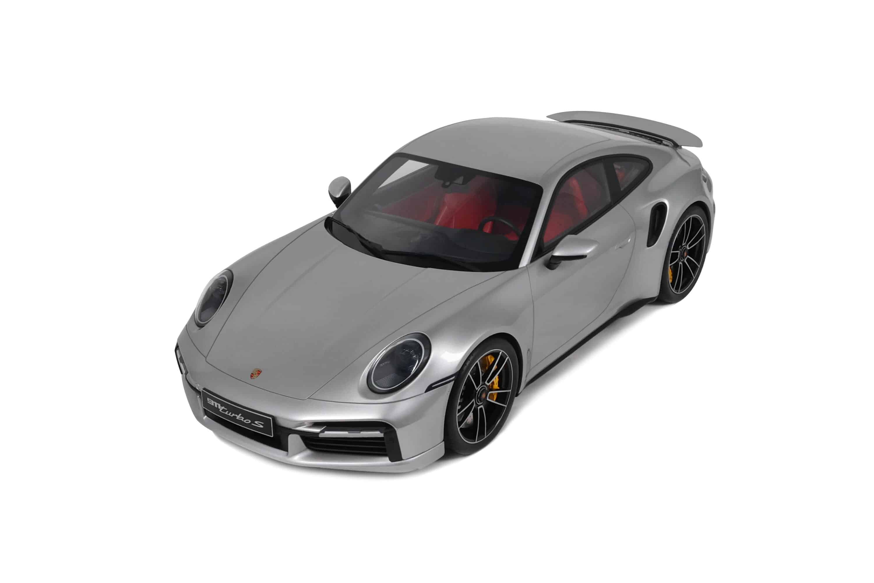 Porsche 911 (992.1) Turbo S 2020 silver 1:8 GT Spirit