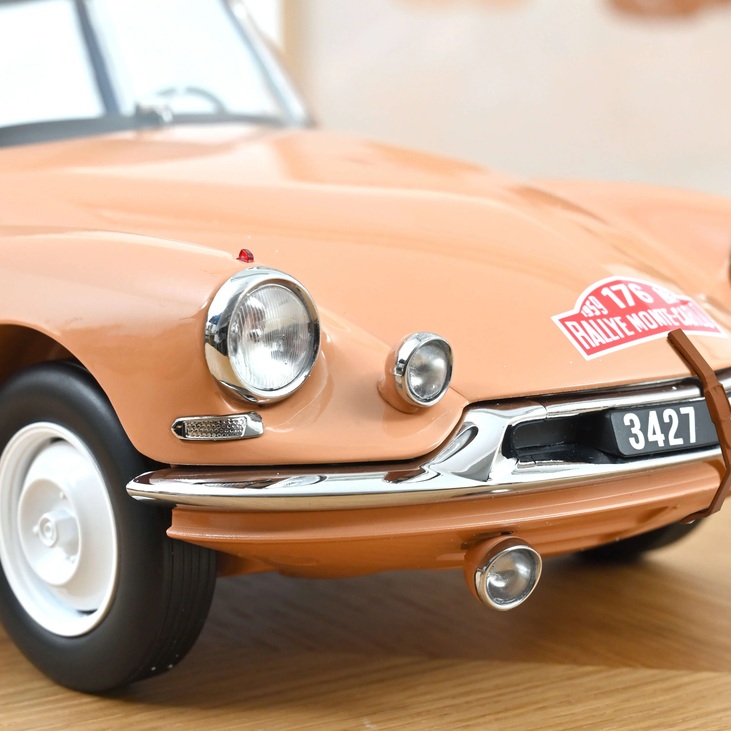 Citroen ID 19 #176 Winner Rally Monte Carlo 1959 1:12 Norev