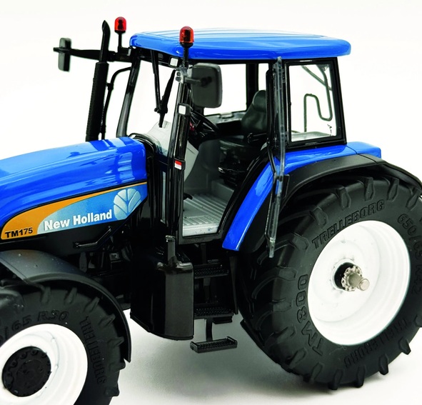 New Holland TM175 G2 Tractor 2007 blue/black 1:32 ROS-Model