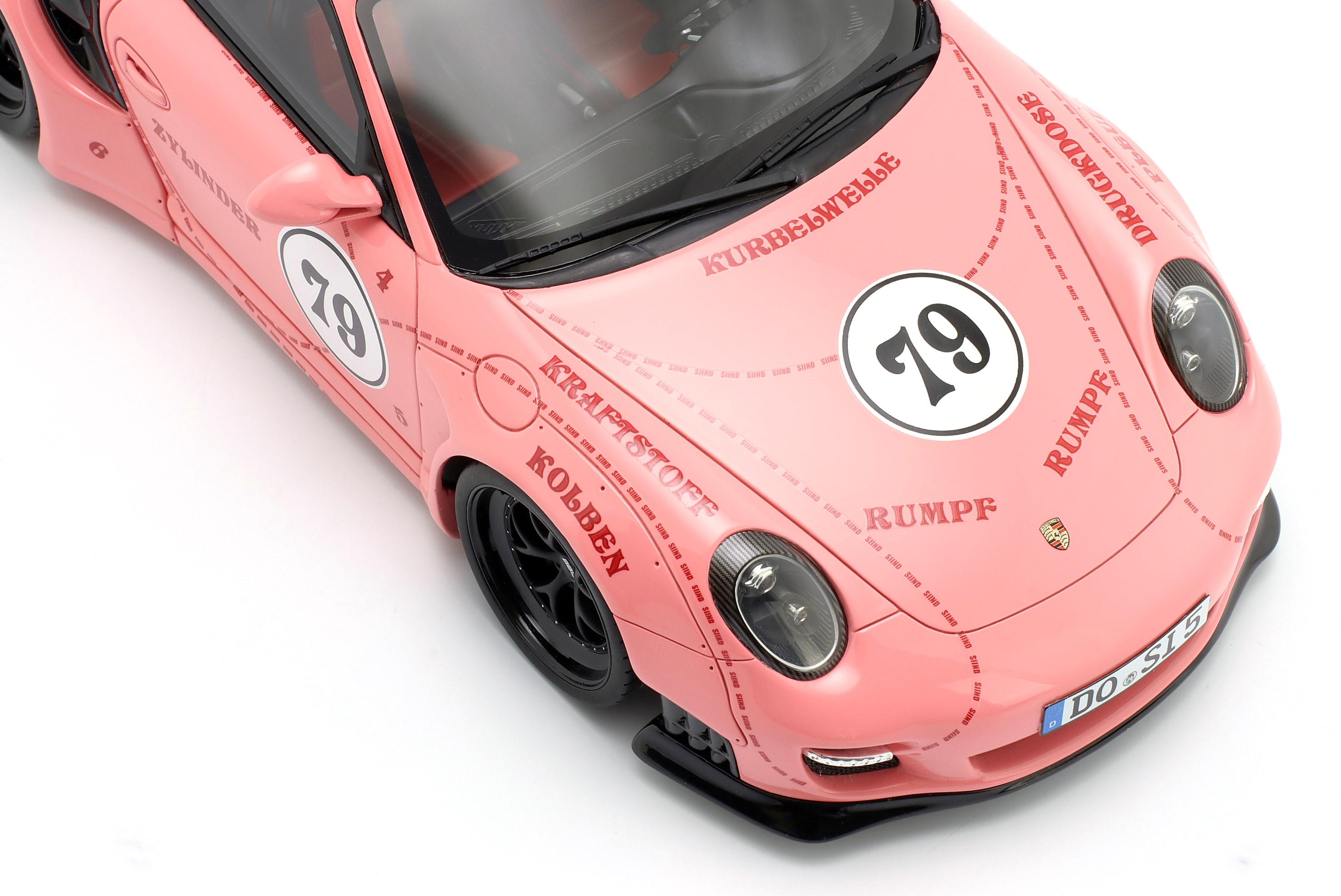 Porsche 911 (997) Turbo S LBWK Sidney Hoffmann "Die Sau" #79 pink 1:18 Werk83