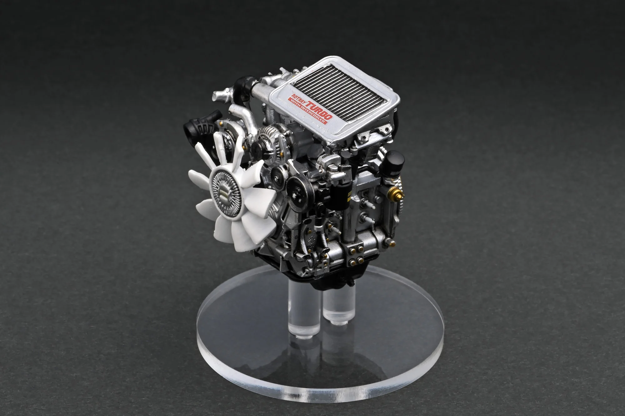 Mazda Savanna RX-7 Infini FC3S with 13B Engine white 1:18 Ignition Model