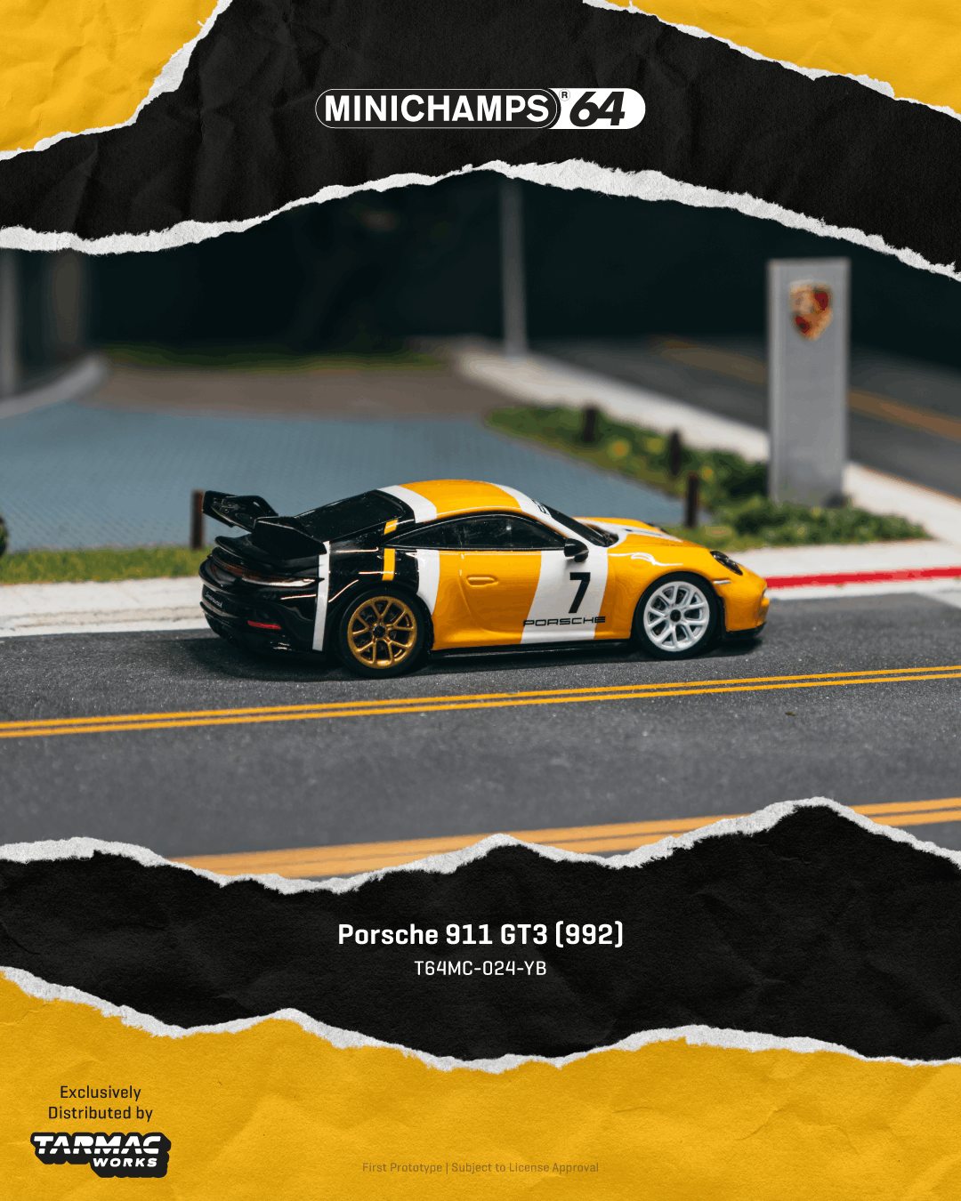 Porsche 911 (992) GT3 2022 black/yellow 1:64 Tarmac