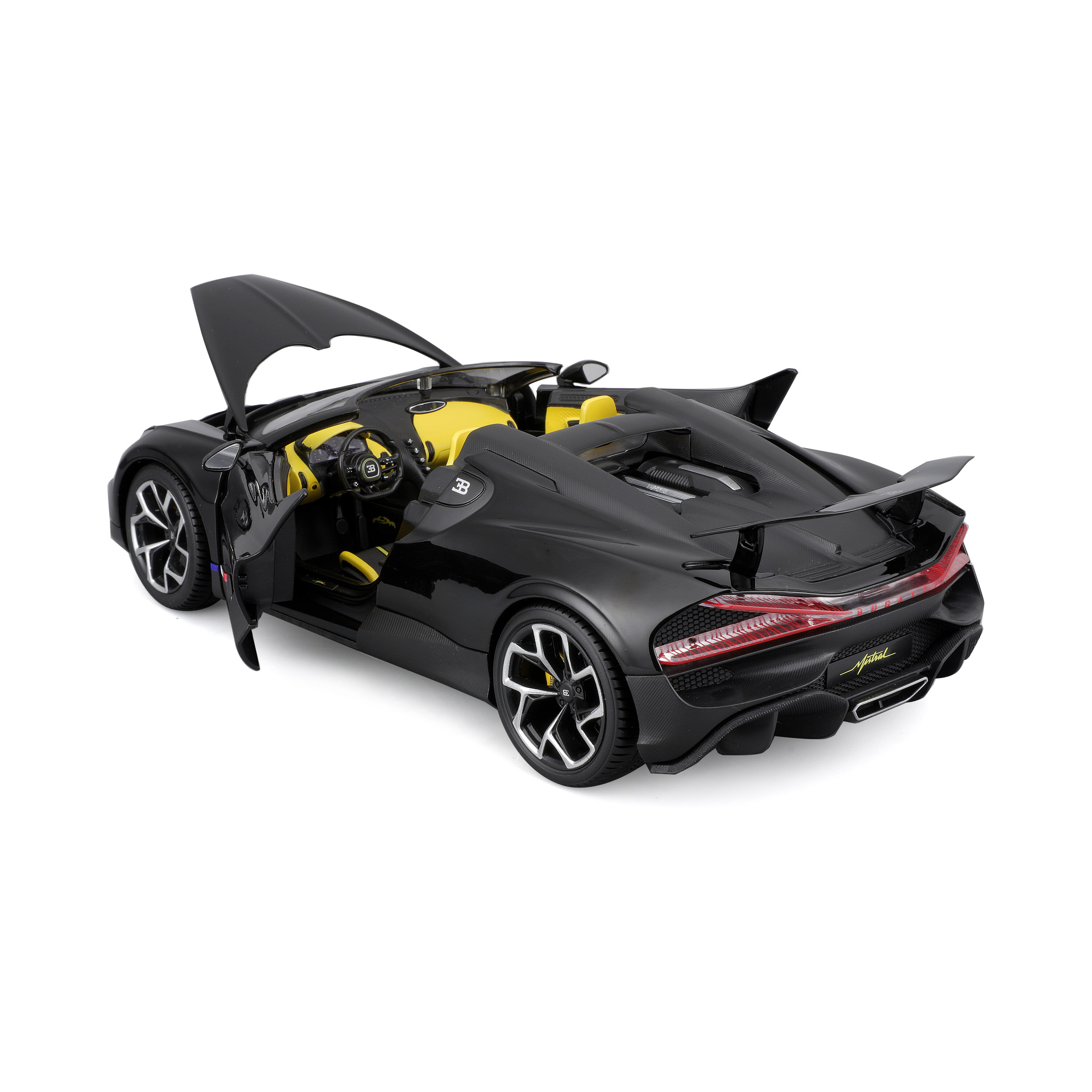 Bugatti W16 Mistral Cabriolet black 1:18 Bburago
