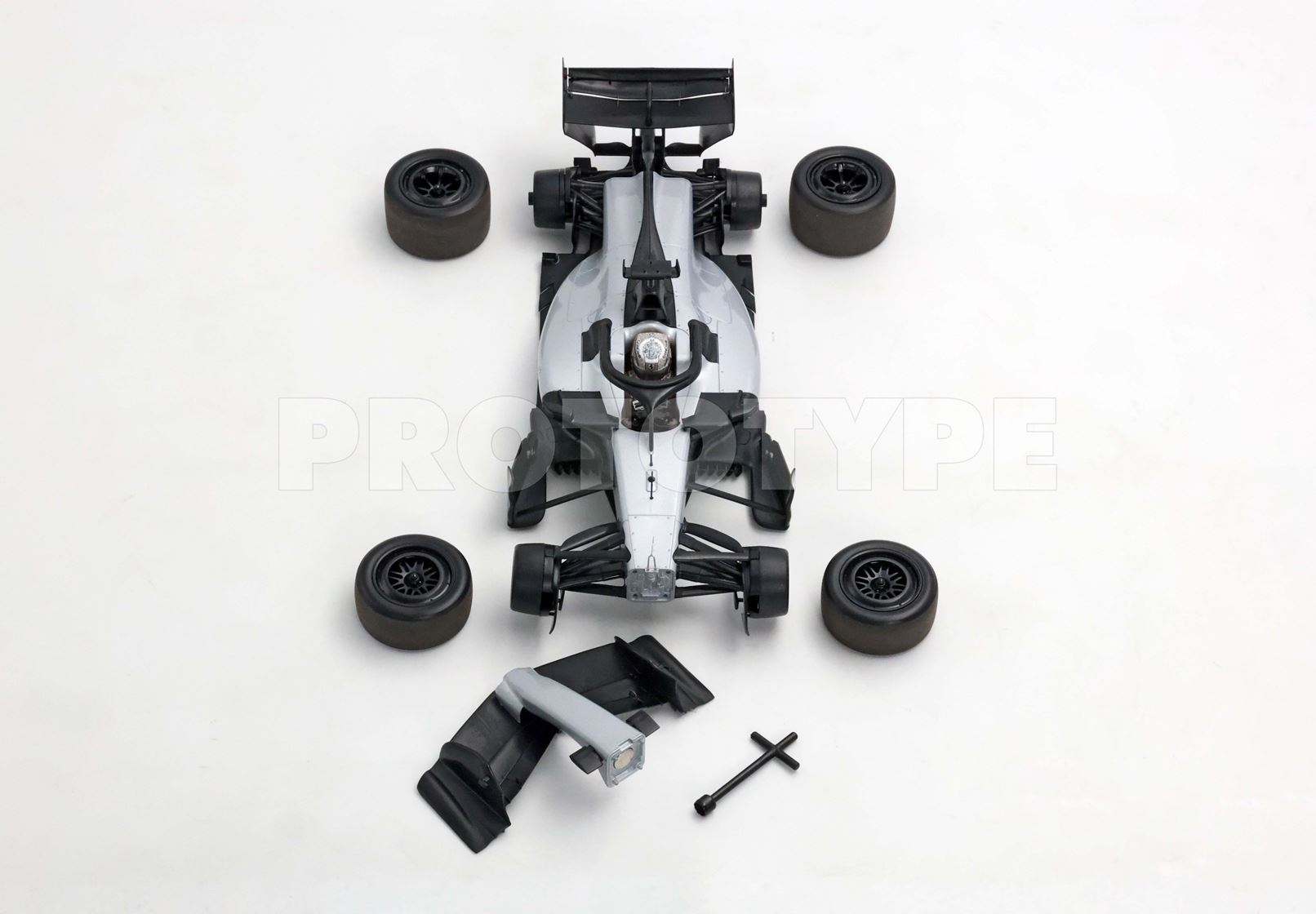 Ferrari SF-26 #44 L.Hamilton Gran Premio Monza Italia 2026 Schumacher Tribute with driver included LUXURY PACK 1:18 B.B.R.