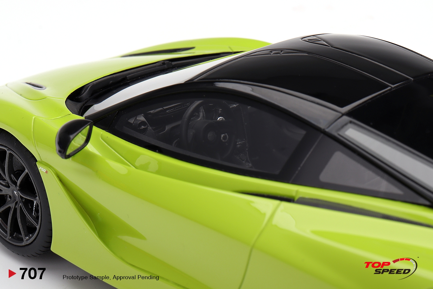 McLaren 750S 2025 lime green 1:18 TopSpeed Models