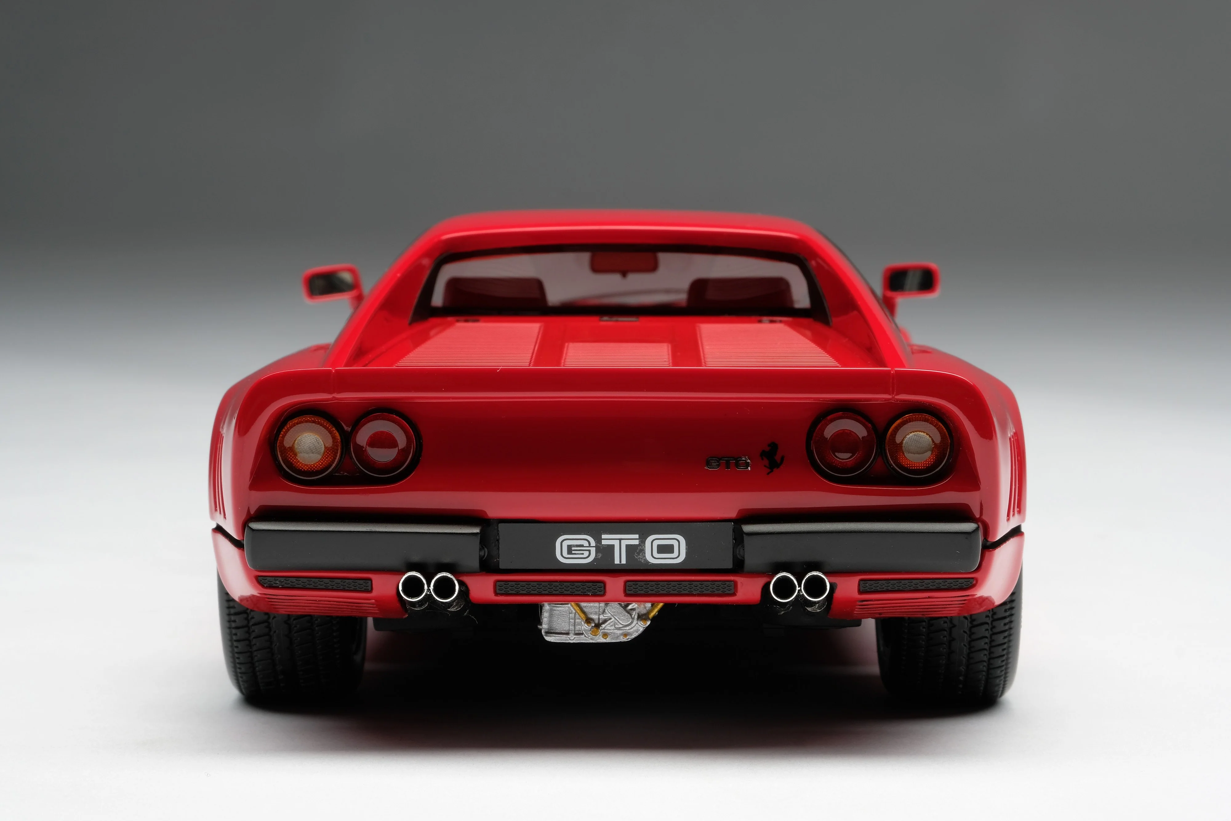 Ferrari 288 GTO 1984 red 1:18 Amalgam