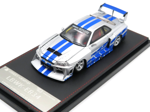 Nissan ER34 Skyline silver/blue 1:64 Street Weapon