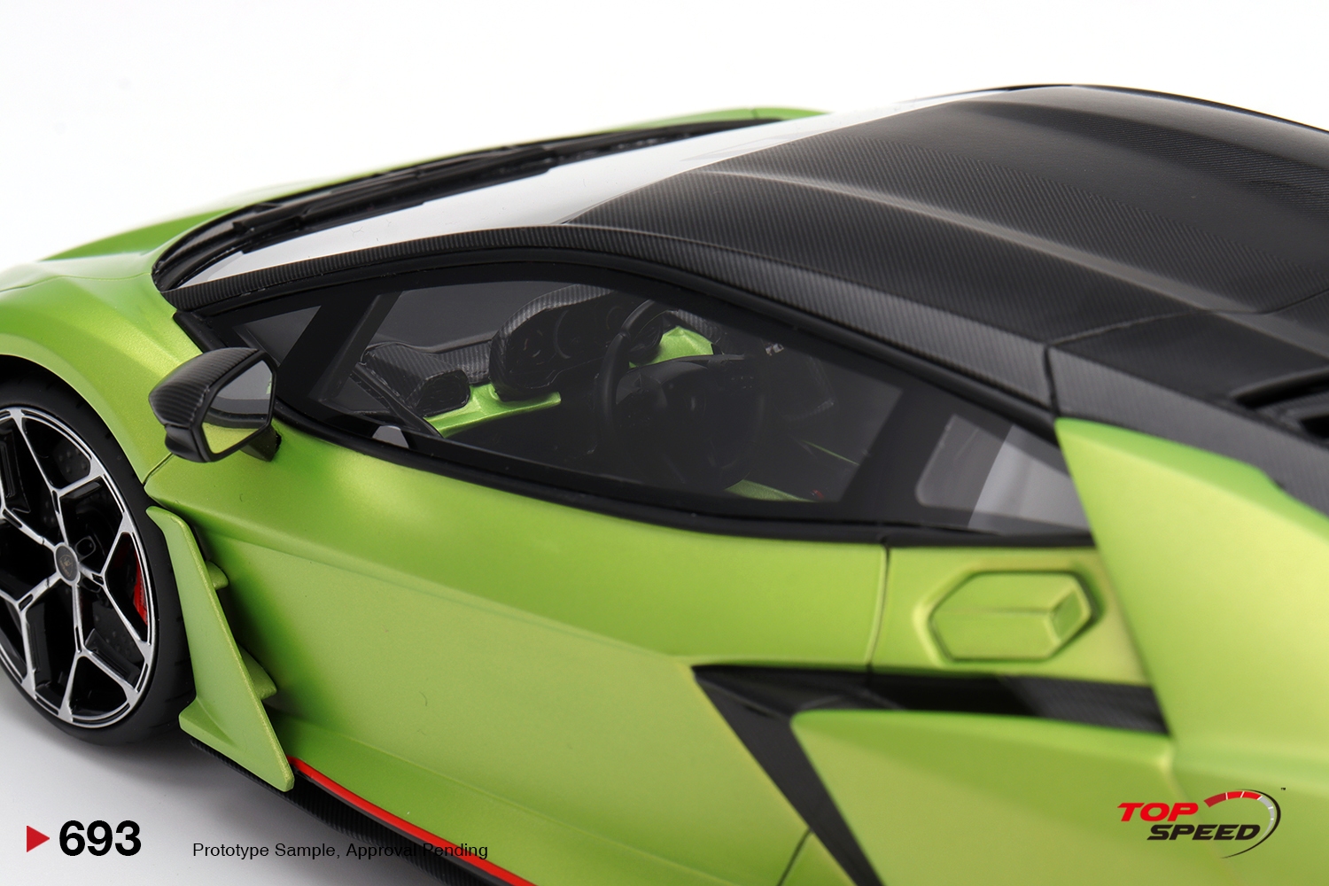 Lamborghini Revuelto 2026 verde citrea matt 1:18 TopSpeed Models