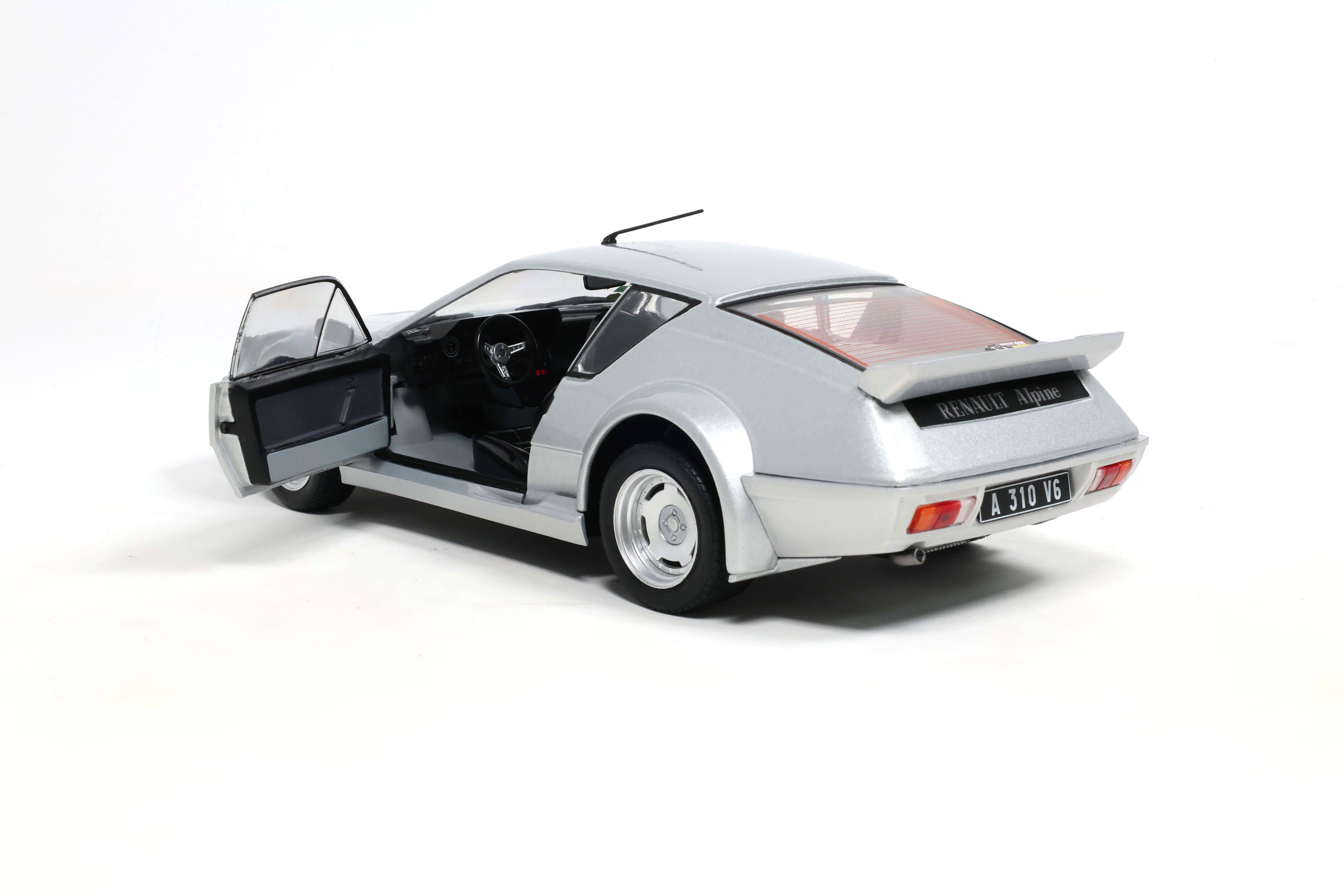 Alpine A310 Pack GT 1983 light grey metallic 1:18 Solido