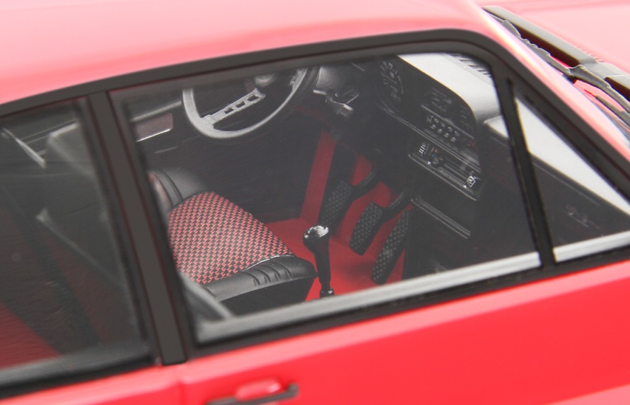 Alfa Romeo Alfasud TI Q.V. 1982 red 1:18 Laudoracing Model