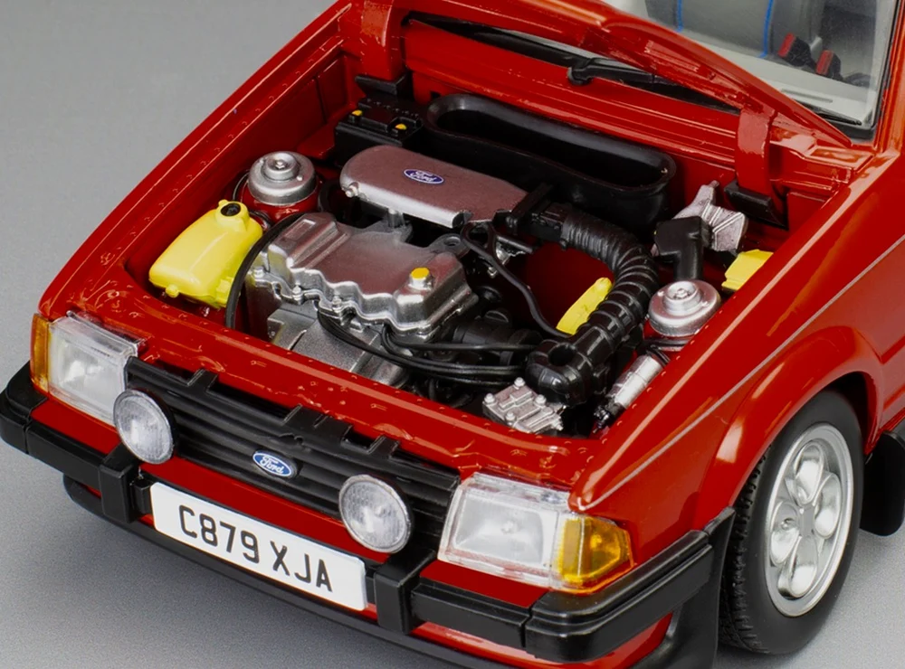 Ford Escort XR3i Cabriolet 1984 sunburst red 1:18 Sun Star