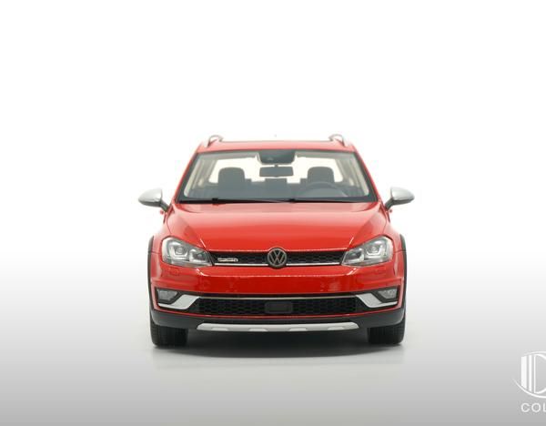 Volkswagen Golf 7 Alltrack 2015 red 1:18 DNA Collectibles 