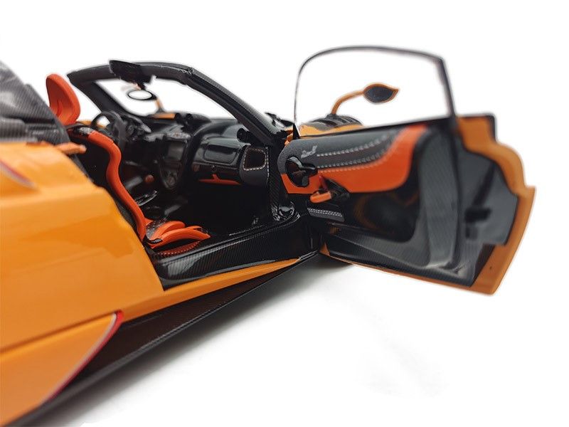 Pagani Huayra BC Roadster orange 1:18 LCD Model