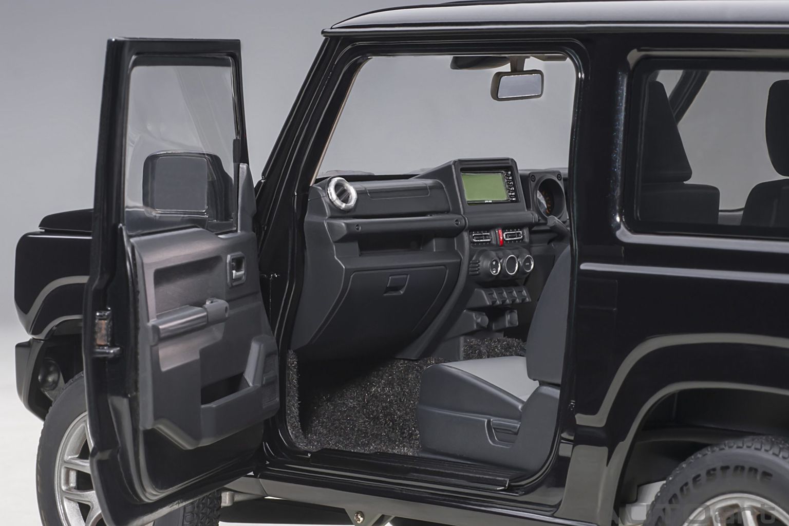 Suzuki Jimny JB64 RHD bluish black pearl 1:18 AUTOart