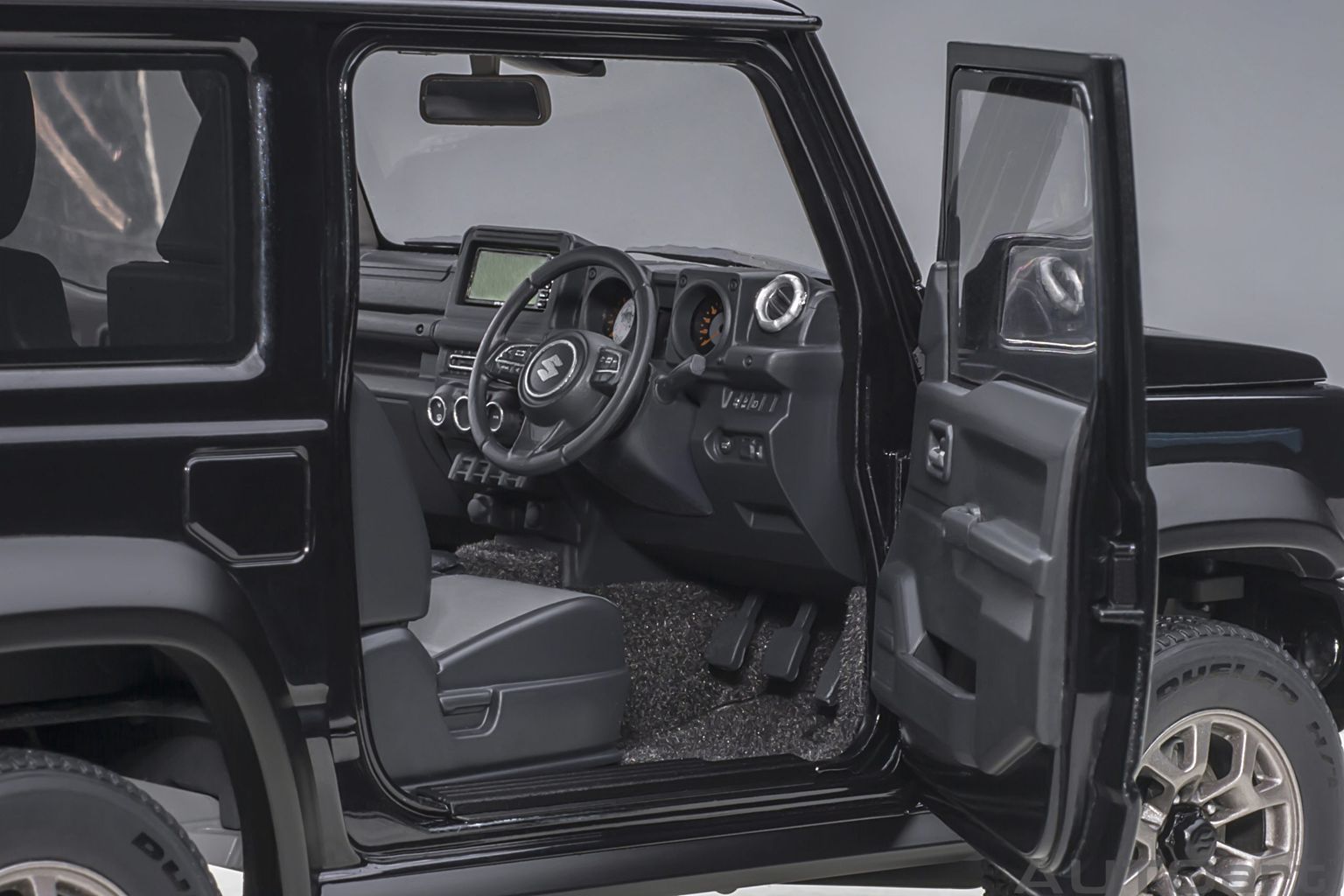 Suzuki Jimny SIERRA 2018 bluish black 1:18 AUTOart