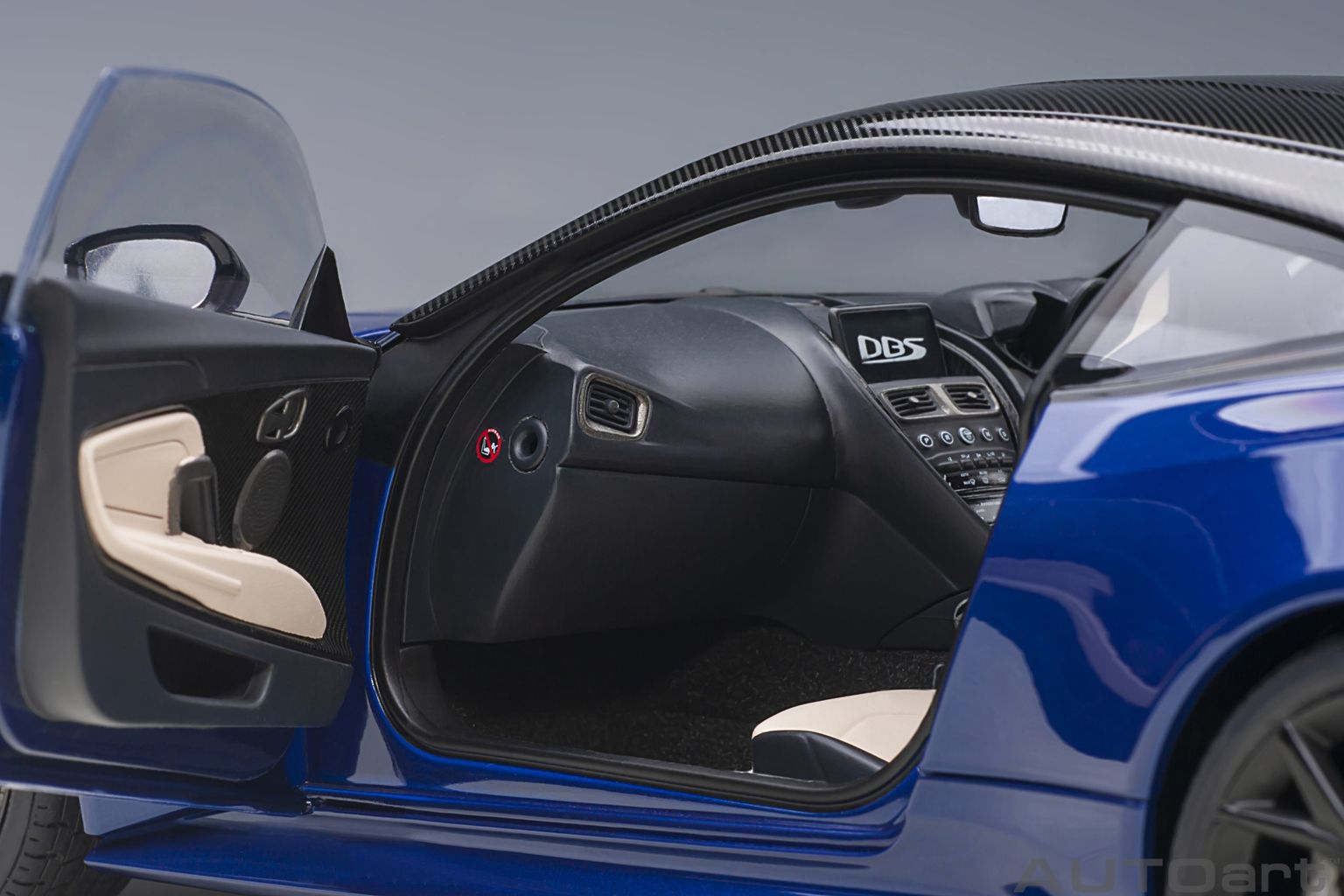 Aston Martin DBS Superleggera 2019 zaffre blue 1:18 AUTOart