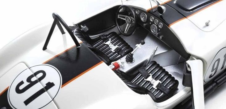 Ford Shelby Cobra 427 S/C Spider Essex Wire #91 S.Scott 500Km Bridgehampton 1965 1:18 Kyosho