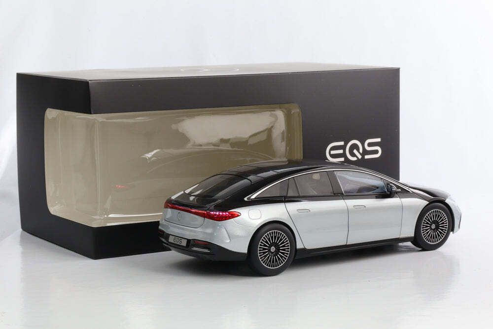 Mercedes-Benz EQS V297 with Light black/silver 1:18 NZG