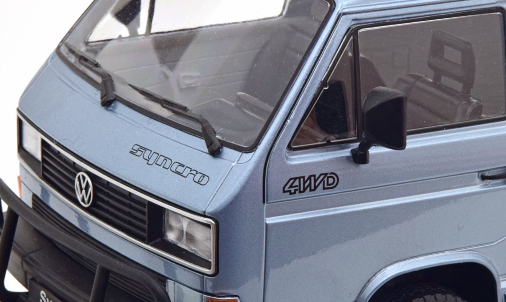 Volkswagen T3 Minibus SYNCRO 1987 light blue metallic 1:18 KK Scale