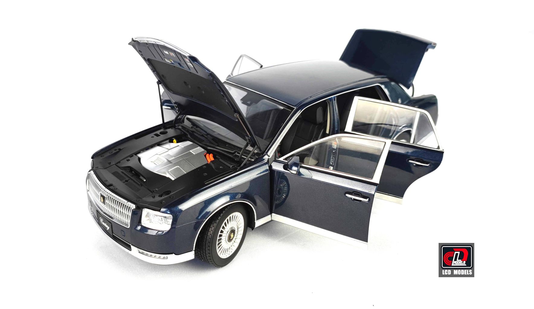 Toyota Century 2022 blue 1:18 LCD Model
