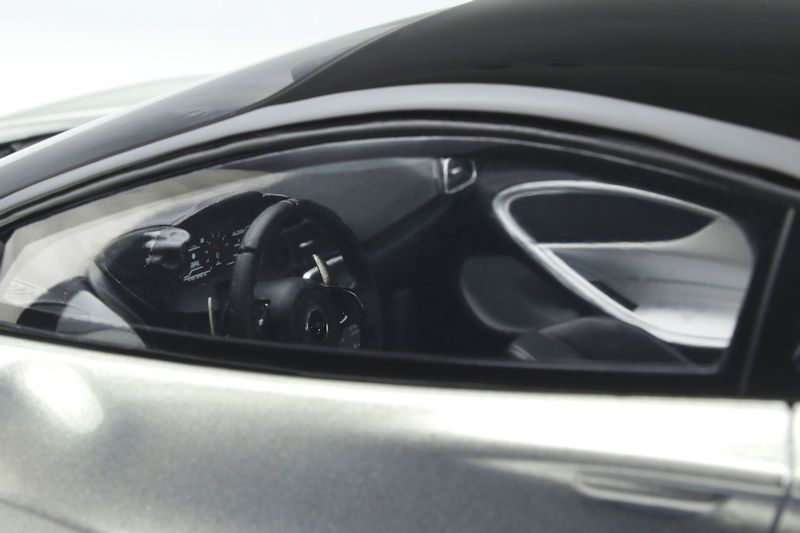 McLaren Artura Silver 2021 1:18 GT Spirit