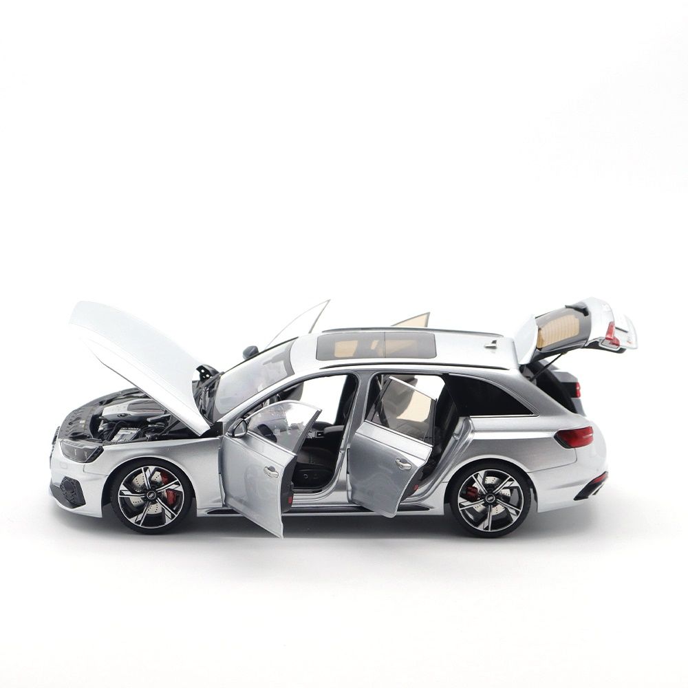 Audi A4 RS4 Avant SW Station Wagon 2020 silver 1:18 KengFai