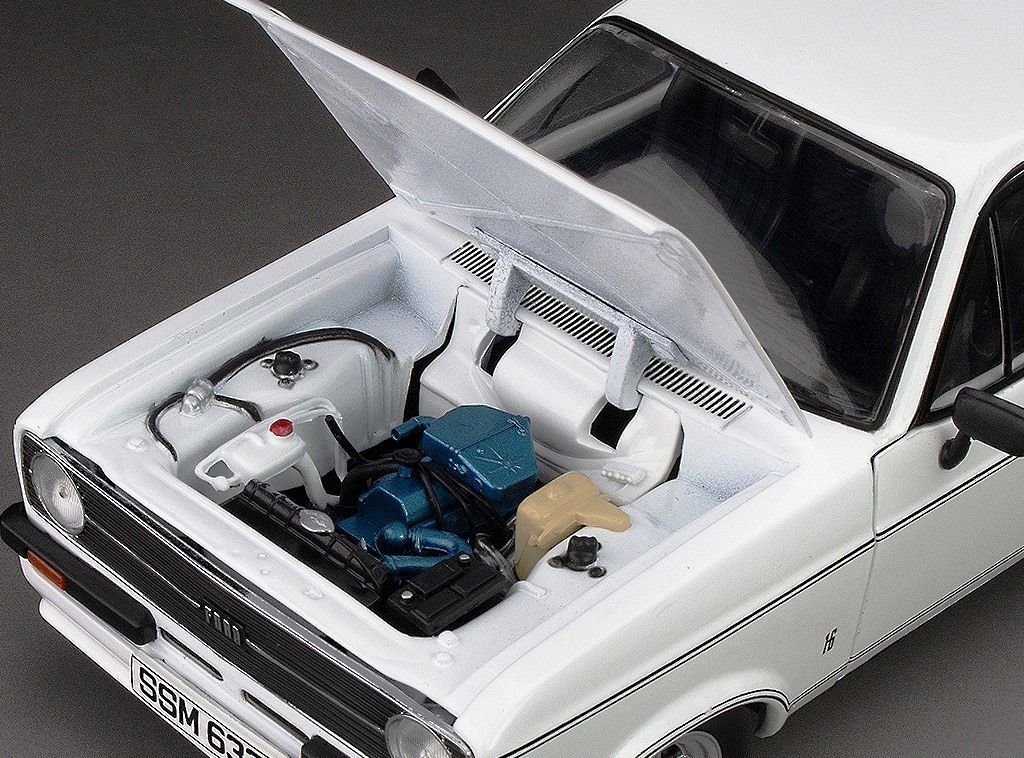 Ford Escort MKII RS Mexico 1976 white 1:18 Sun Star