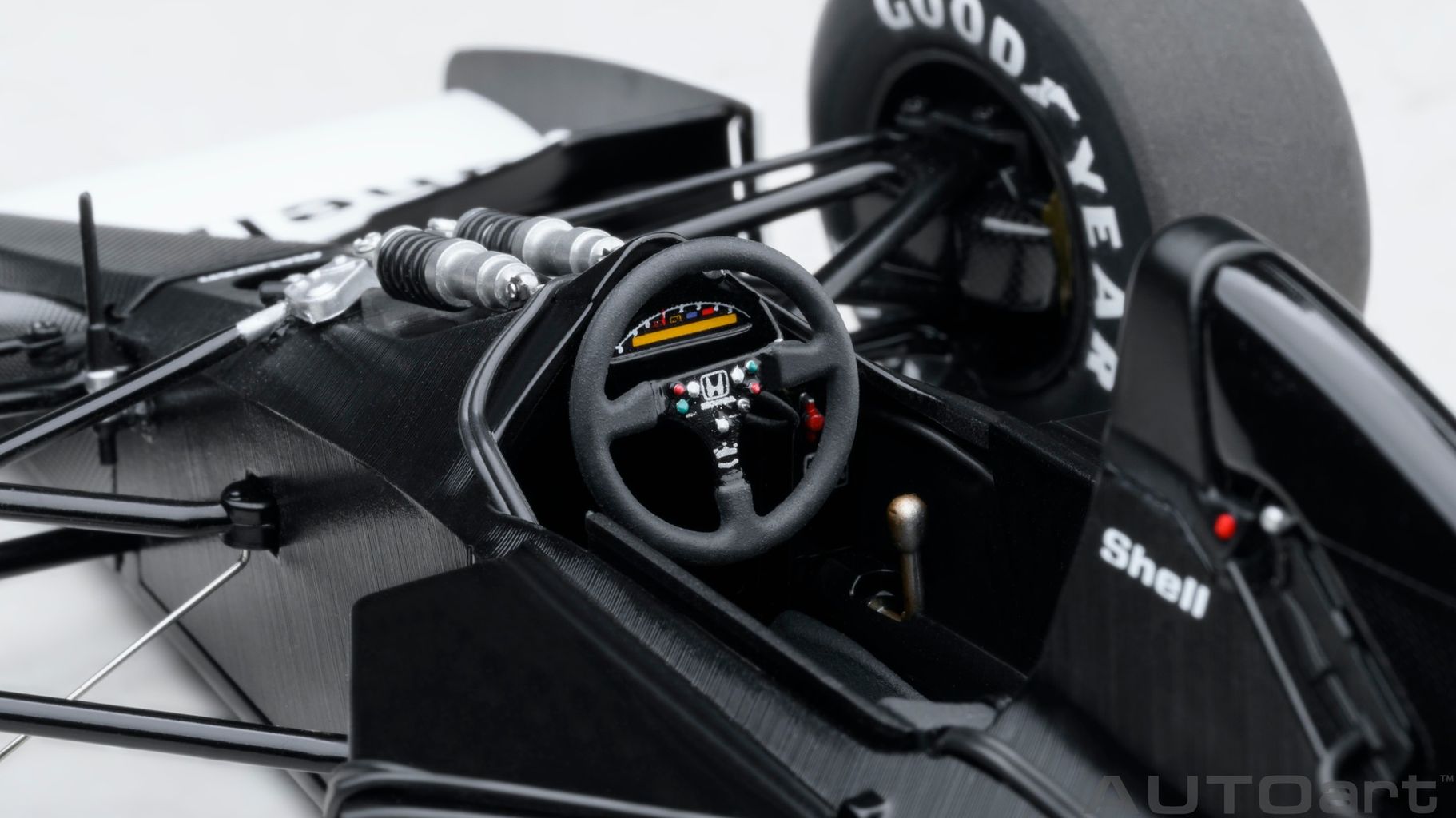 McLaren Honda MP4/6 #1 A.Senna Japanese GP 1991 without McLaren Logo 1:18 AUTOart