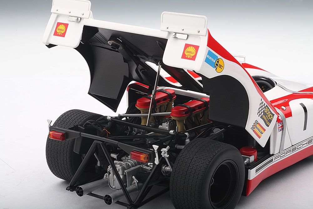 Porsche 908/2 #1 Redman/Siffert Winner Watkins Glen 1969 1:18 AUTOart