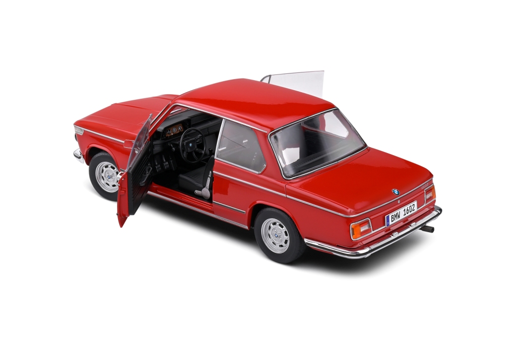 BMW 1602 1971 1:18 Solido